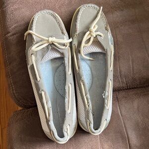 Liz Claiborne shoes